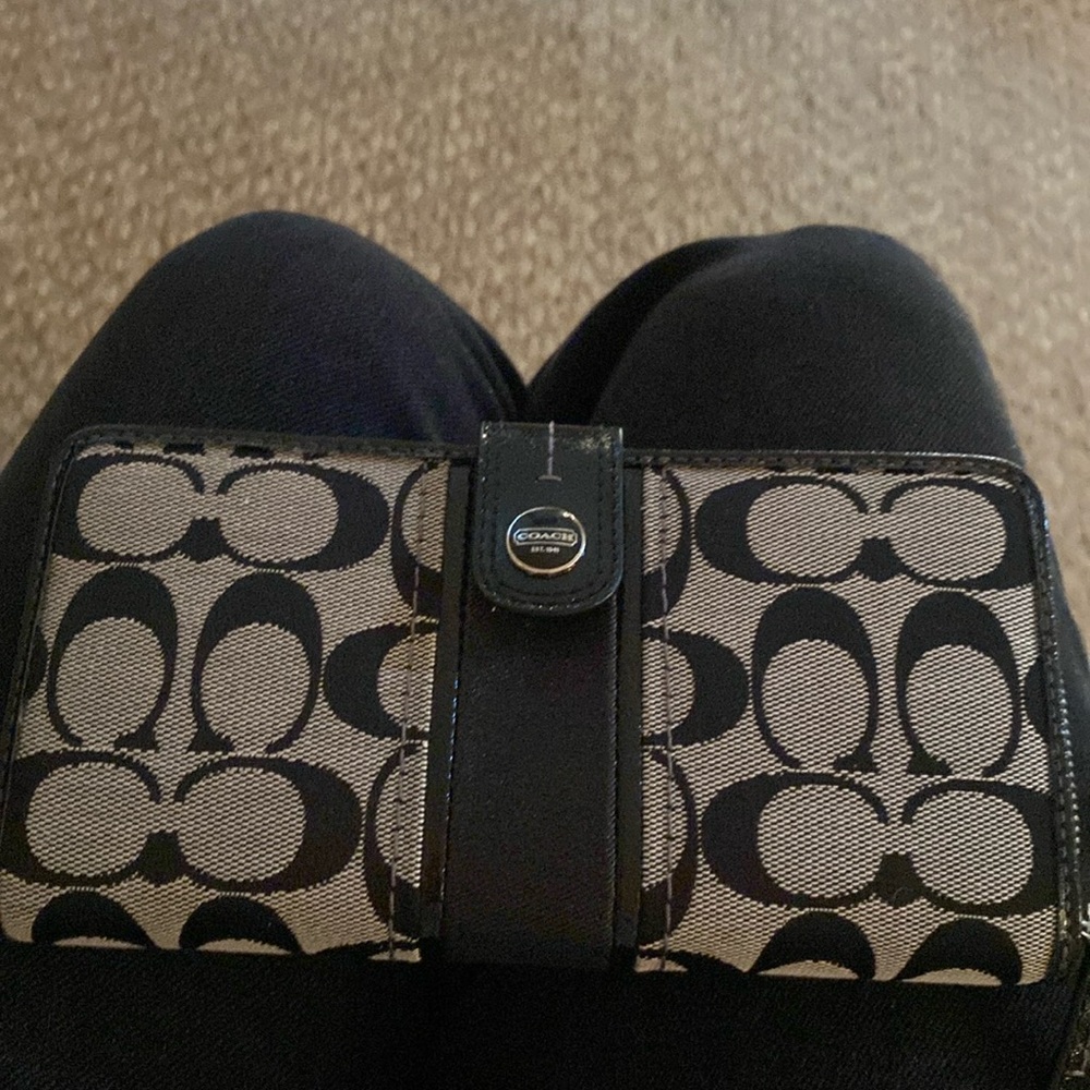 Coach wallet